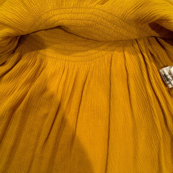 Streetwear Society Mustard Ruffled smocked off the shoulder top - Picture 8 of 8